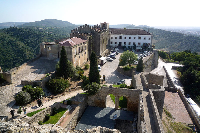 Empreitada para evitar derrocas nas encostas do castelo de Palmela