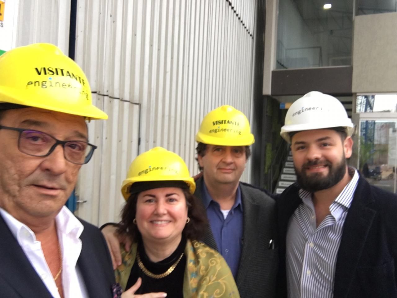 Administrador da Prospectiva visita empresa no Paraguai