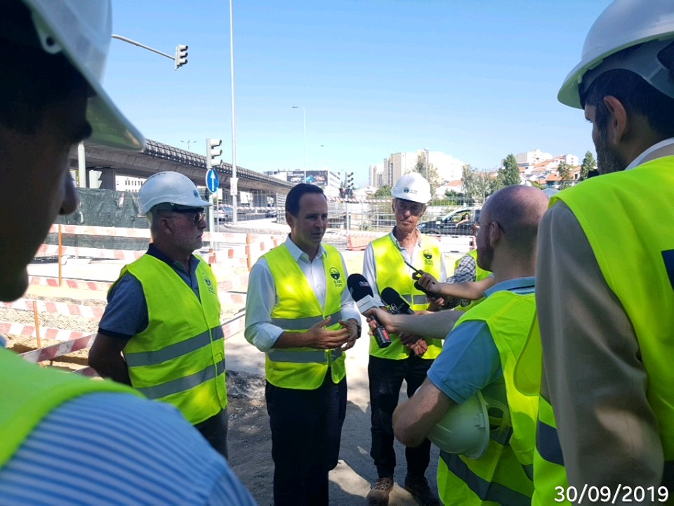 Presidente da Câmara Municipal de Lisboa visita primeiro túnel de PGDL