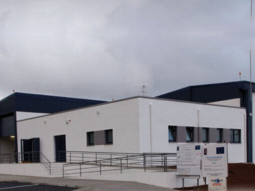 Empreitada do armazém de carga no aeroporto da ilha do Pico