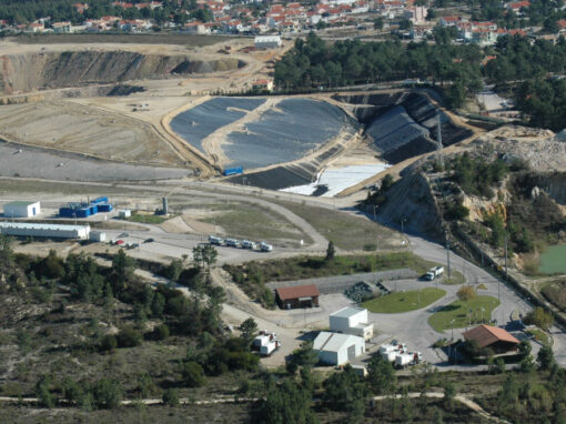Selagem da célula B e construção da célula D do Aterro Sanitário do Seixal
