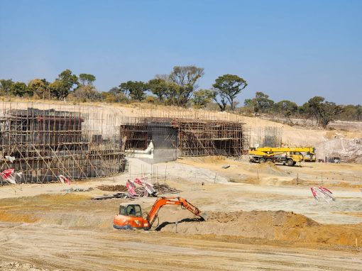 Projecto e Construção da Barragem 128, Calucuve